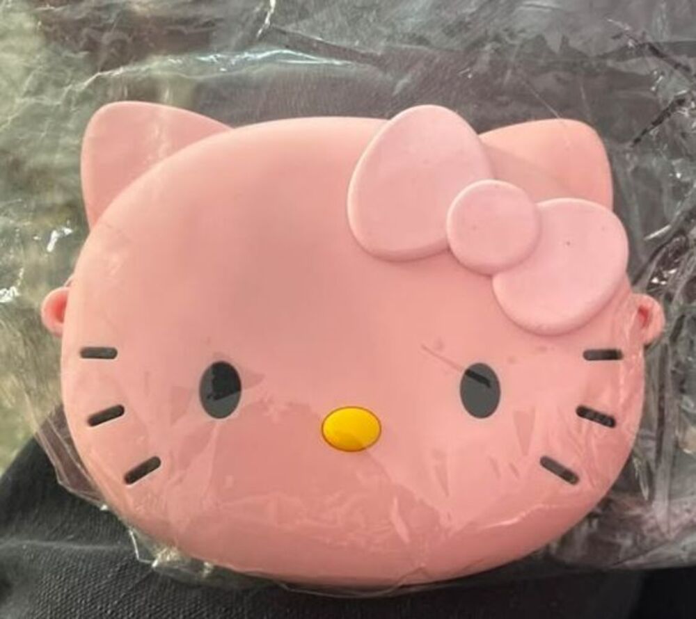 Sanrio HELLO KITTY White Coin Purse with Zipper & Pink Strap- Silicone Pouch-NEW - Picture 3 of 4